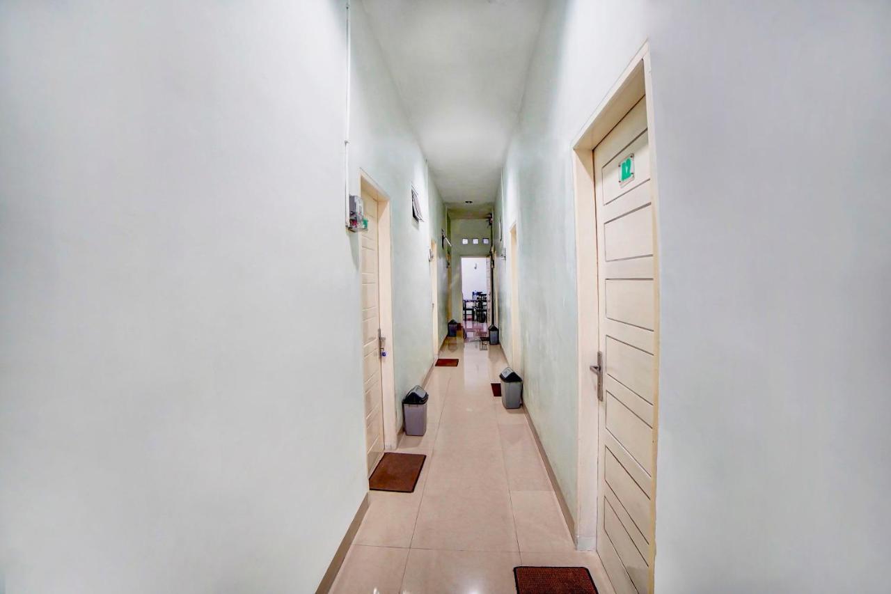 Oyo 91170 Ayahanda Residence Medan Exterior foto